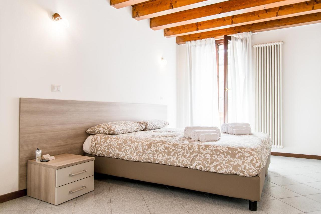 Intero Appartamento Nel Cuore Di Vicenza Exterior foto